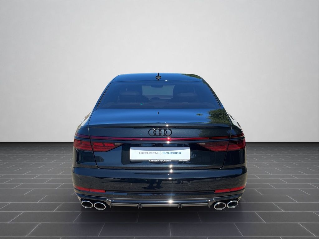 Audi S8 2025