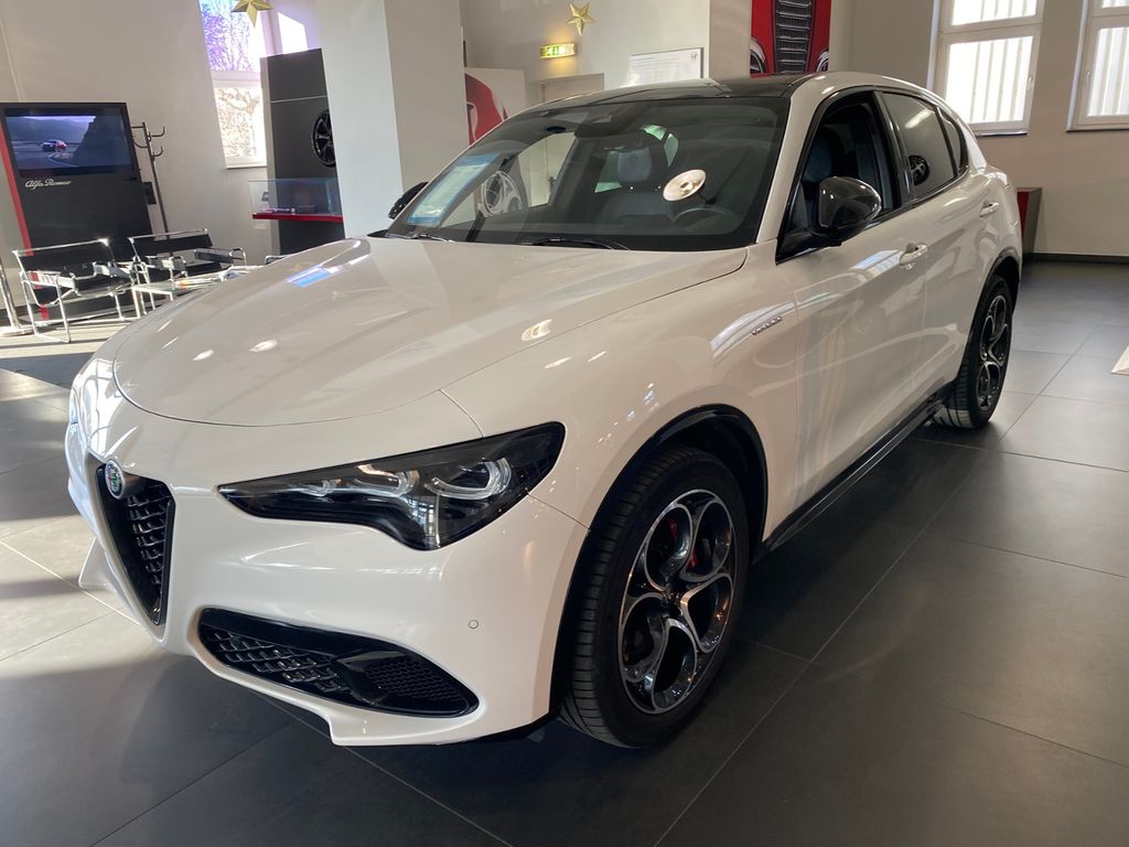 Alfa Romeo Stelvio 2023