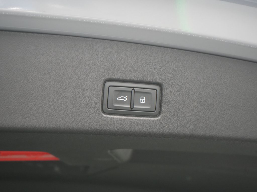 Audi Q4 2022
