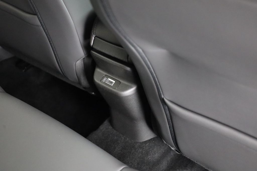 Alfa Romeo Junior 2025