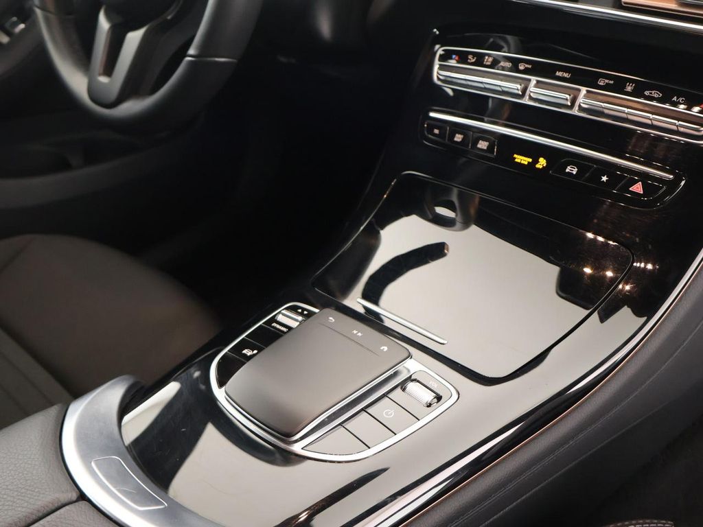 Mercedes-Benz EQC 2022