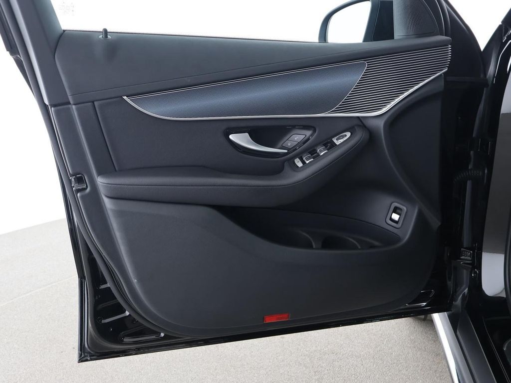 Mercedes-Benz EQC 2022