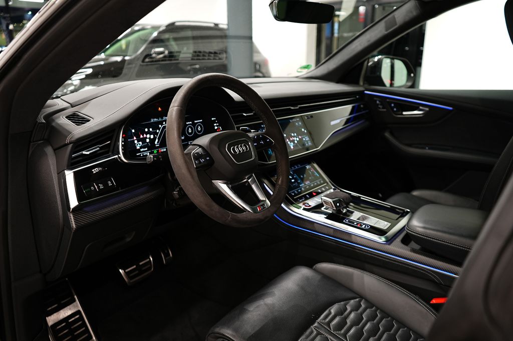 Audi RSQ8 2023