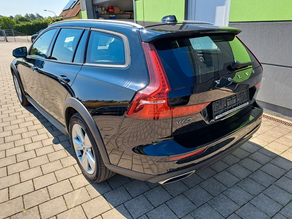 Volvo V60 2020