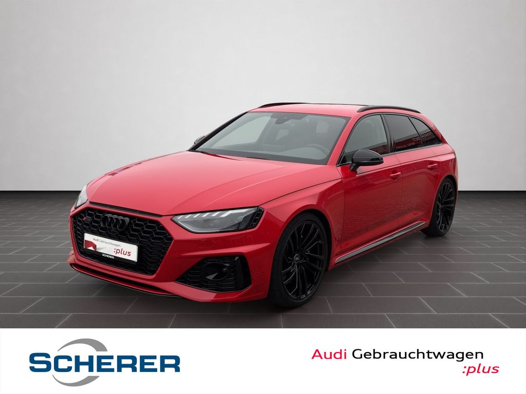 Audi RS4 2023