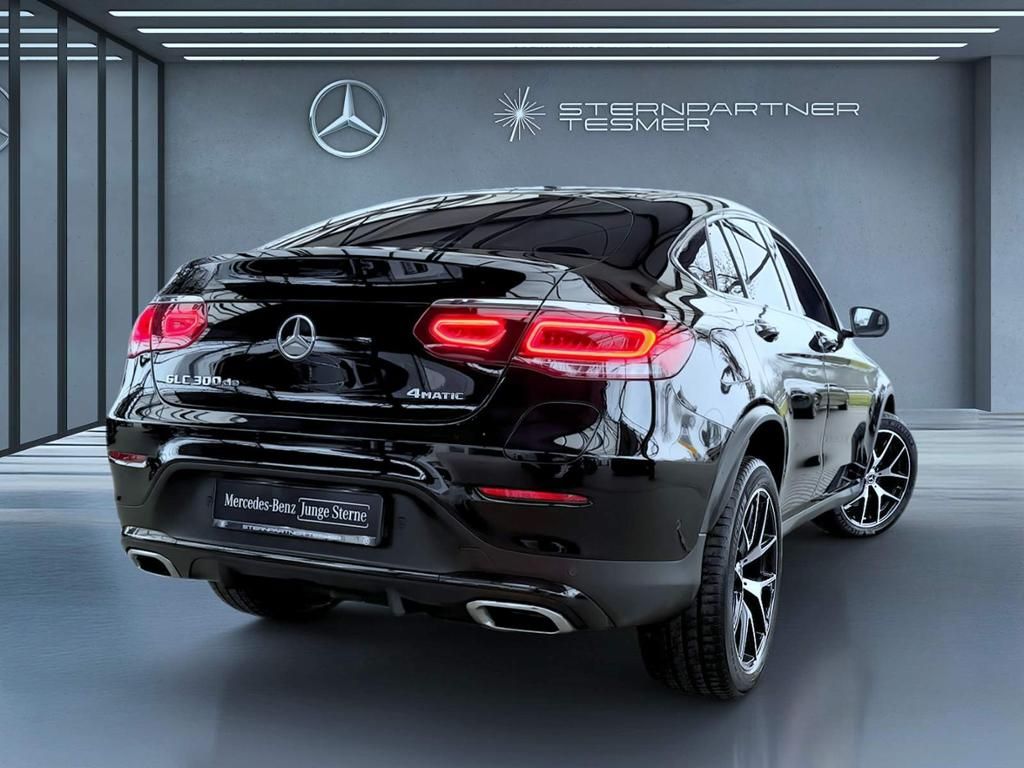 Mercedes-Benz GLC 300 2021