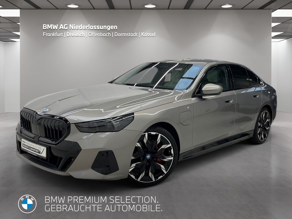 BMW 550 2025