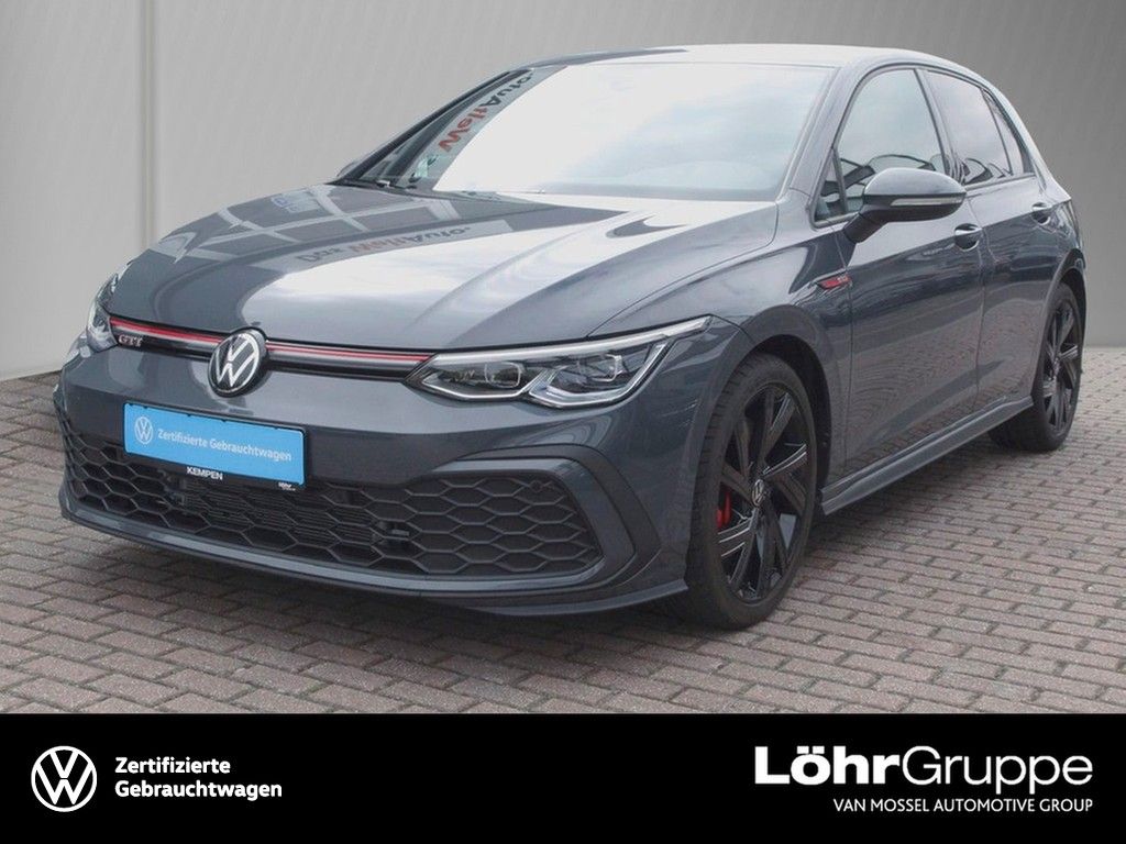 Volkswagen Golf 2024