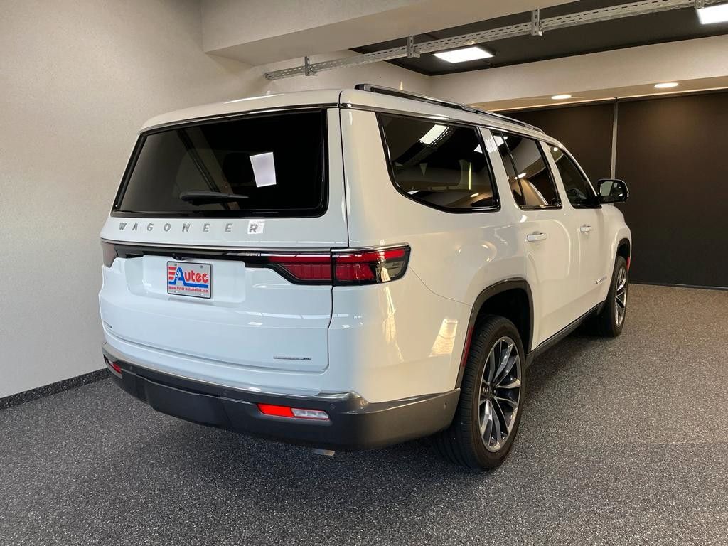 Jeep Wagoneer 2025