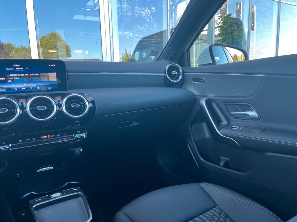 Mercedes-Benz A 200 2024