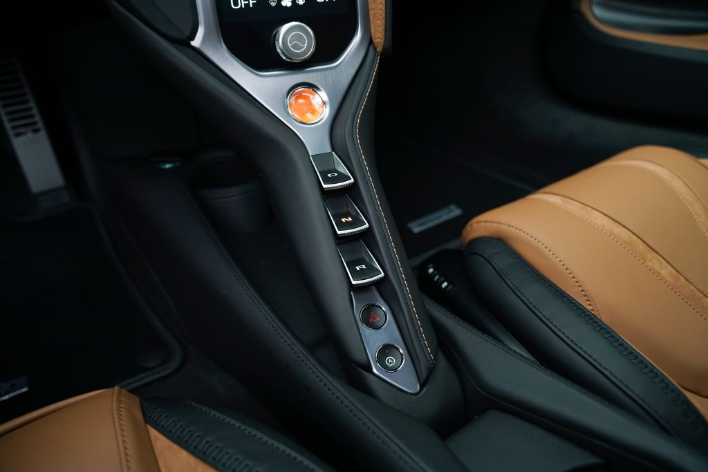 McLaren 750S 2025