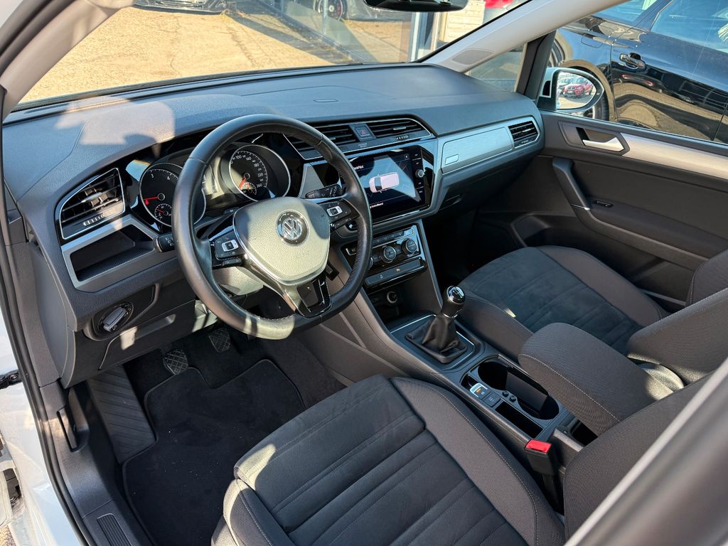 Volkswagen Touran 2019