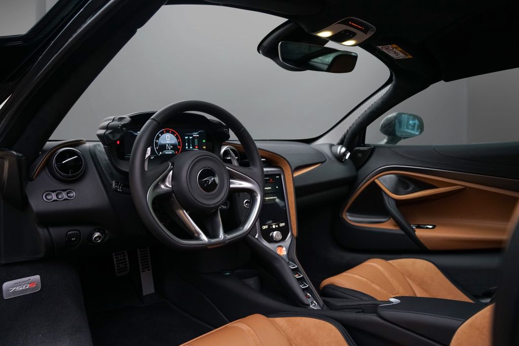 McLaren 750S 2025
