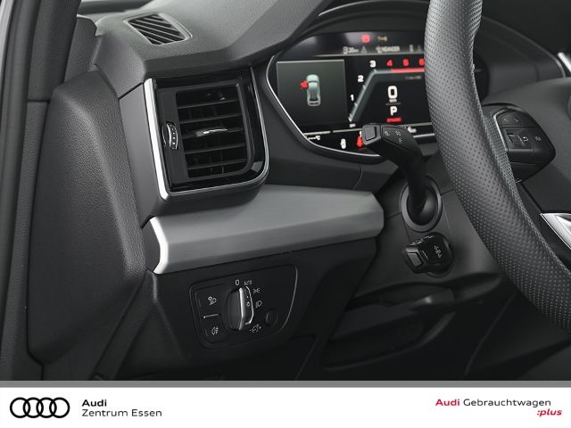 Audi SQ5 2022