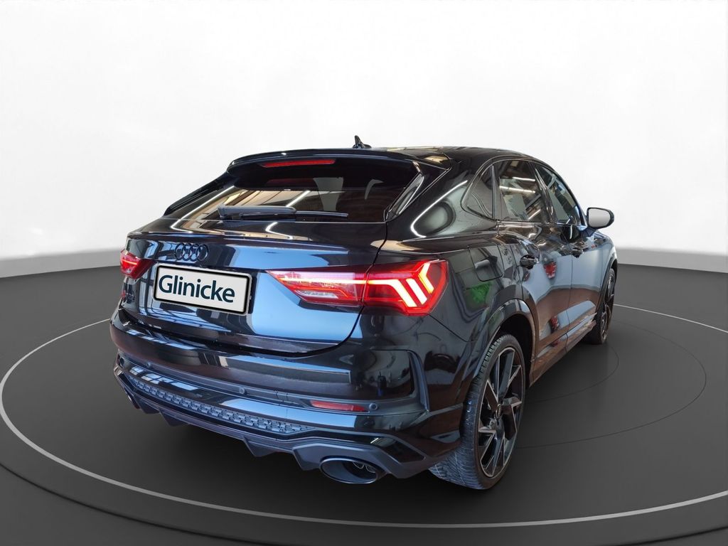 Audi RSQ3 2021