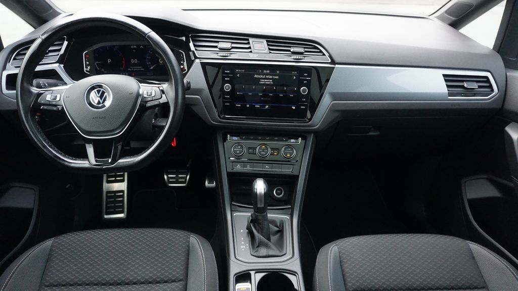 Volkswagen Touran 2021