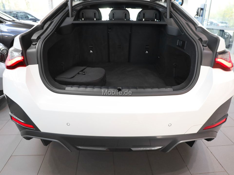 BMW i4 2022