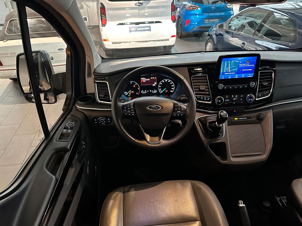 Ford Tourneo Custom 2022