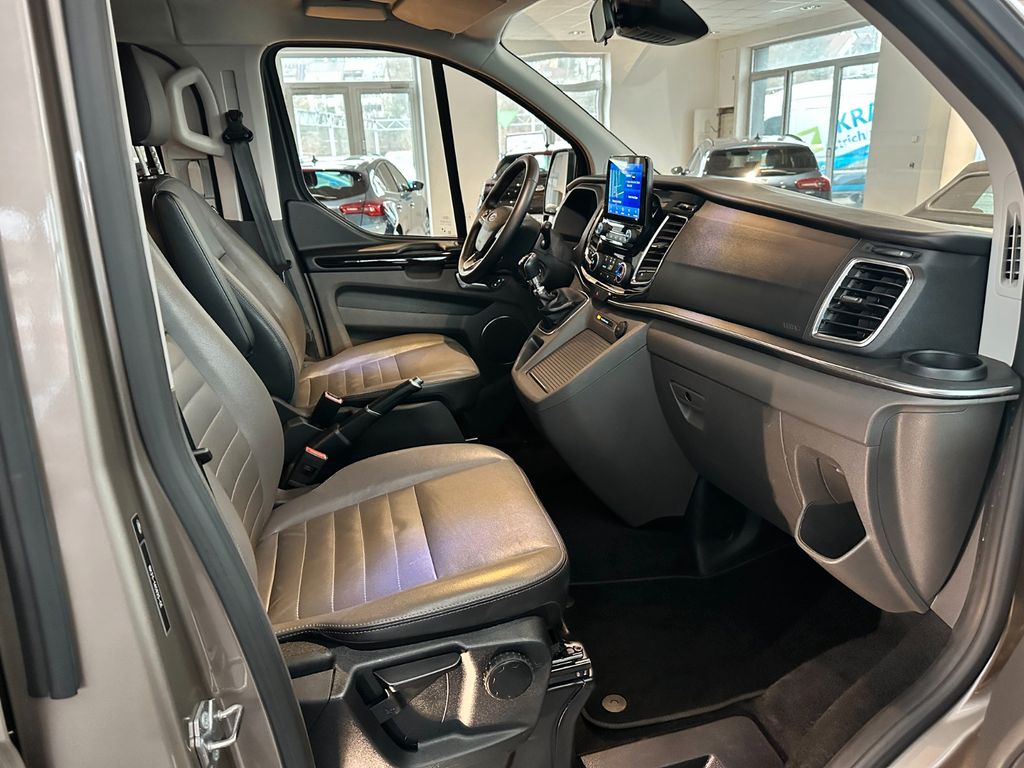 Ford Tourneo Custom 2022
