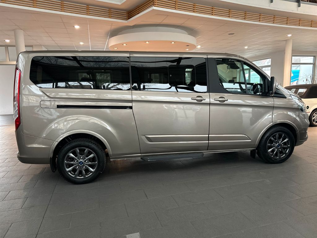 Ford Tourneo Custom 2022