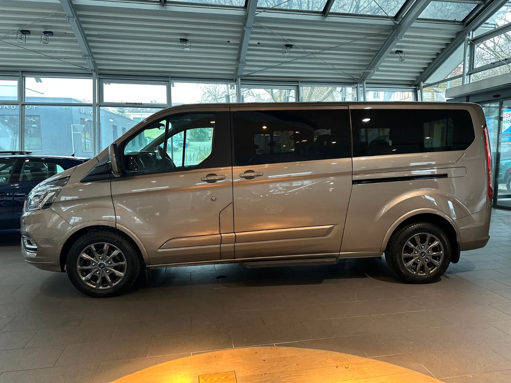Ford Tourneo Custom 2022