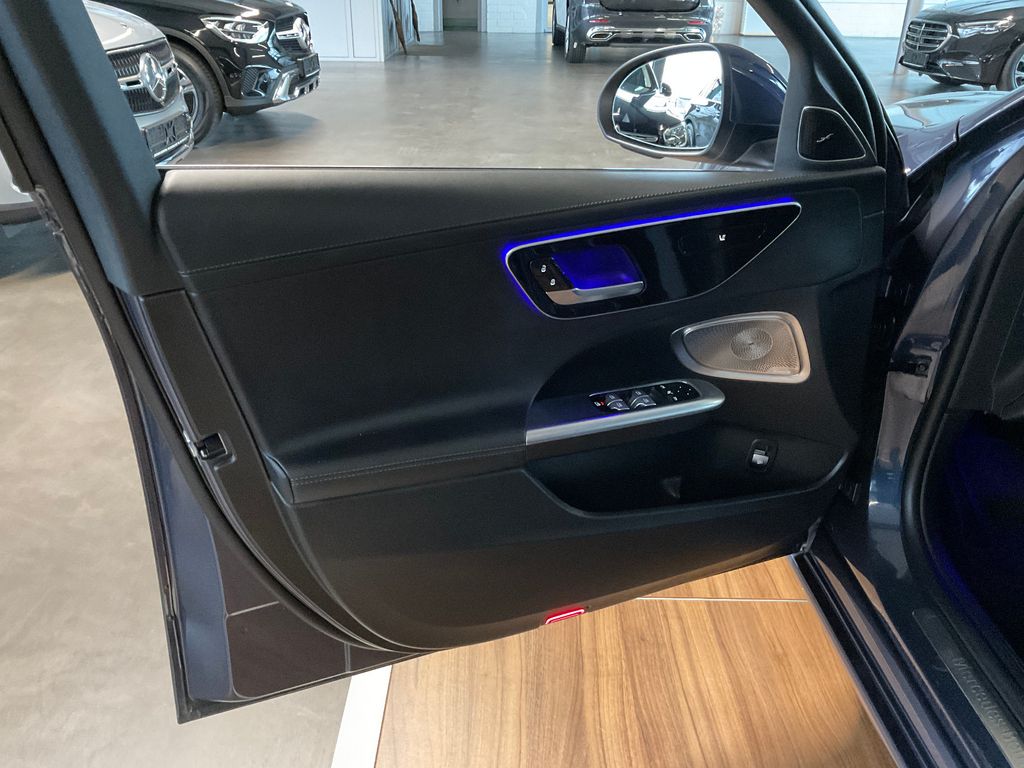 Mercedes-Benz C 200 2024