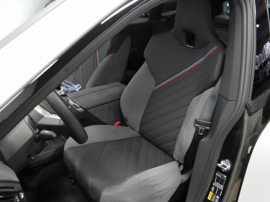 BMW iX 2025