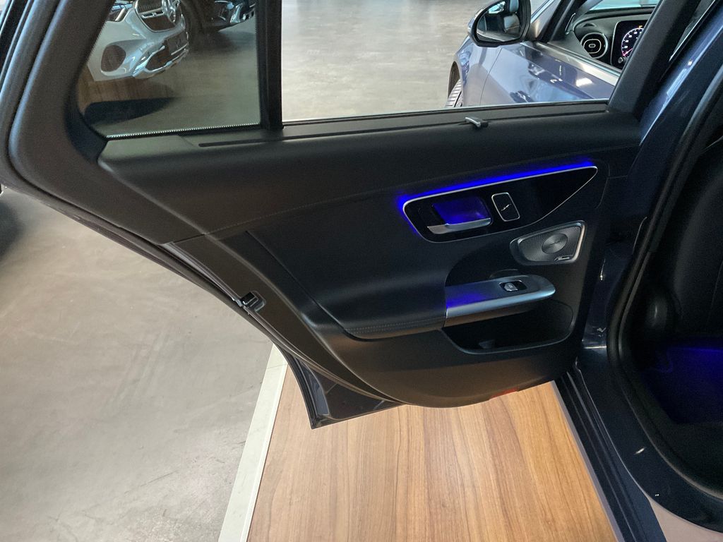 Mercedes-Benz C 200 2024