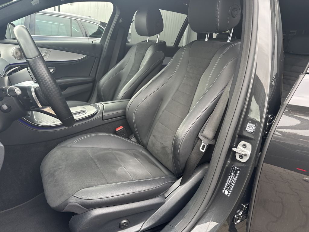 Mercedes-Benz E 300 2022