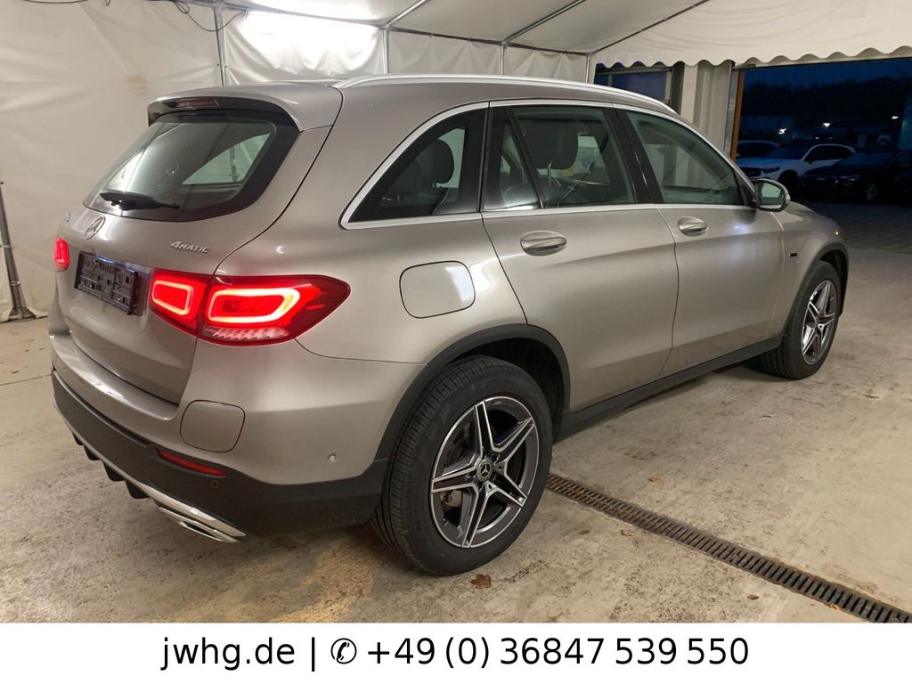 Mercedes-Benz GLC 300 2021