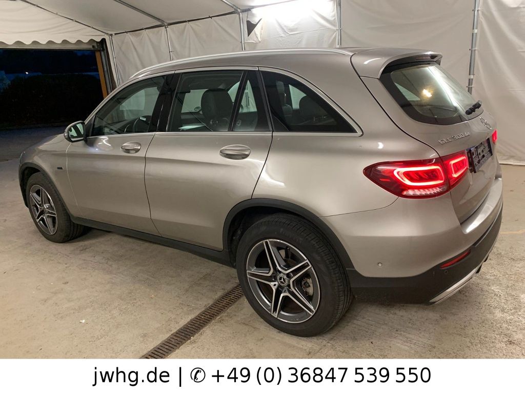 Mercedes-Benz GLC 300 2021