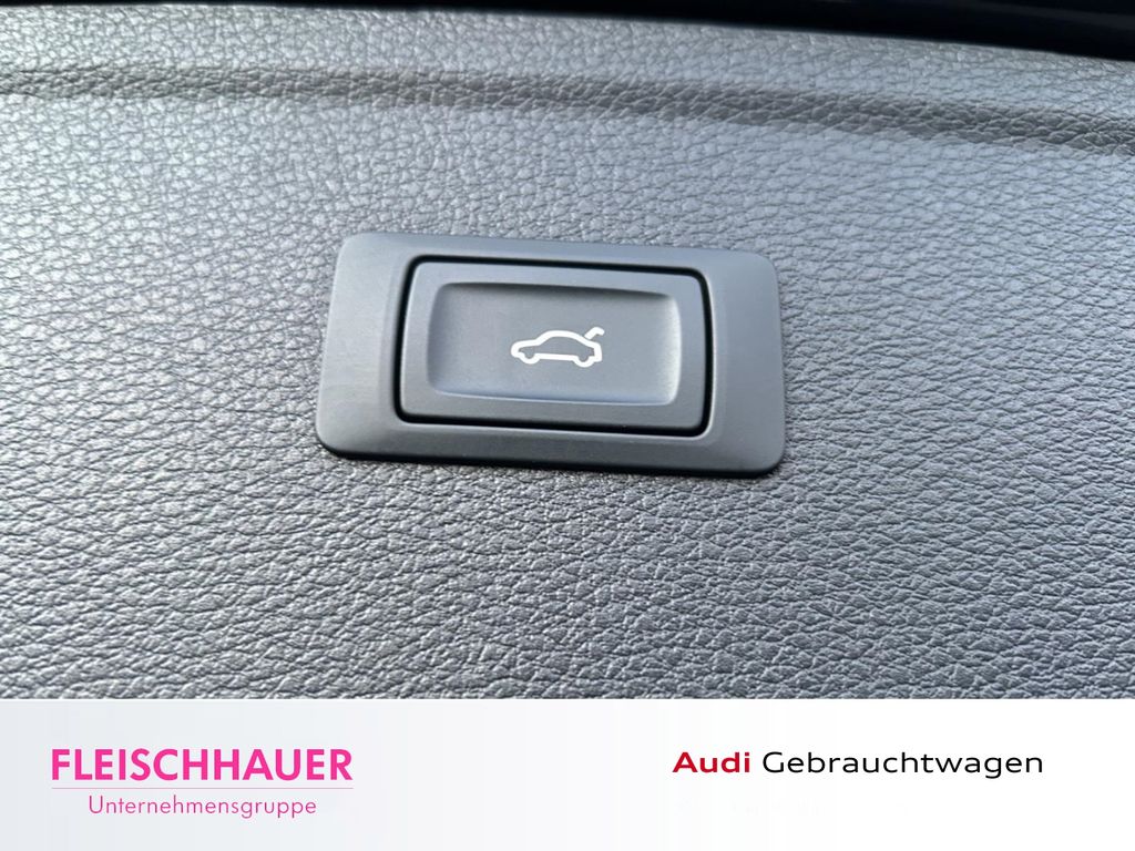 Audi SQ5 2022