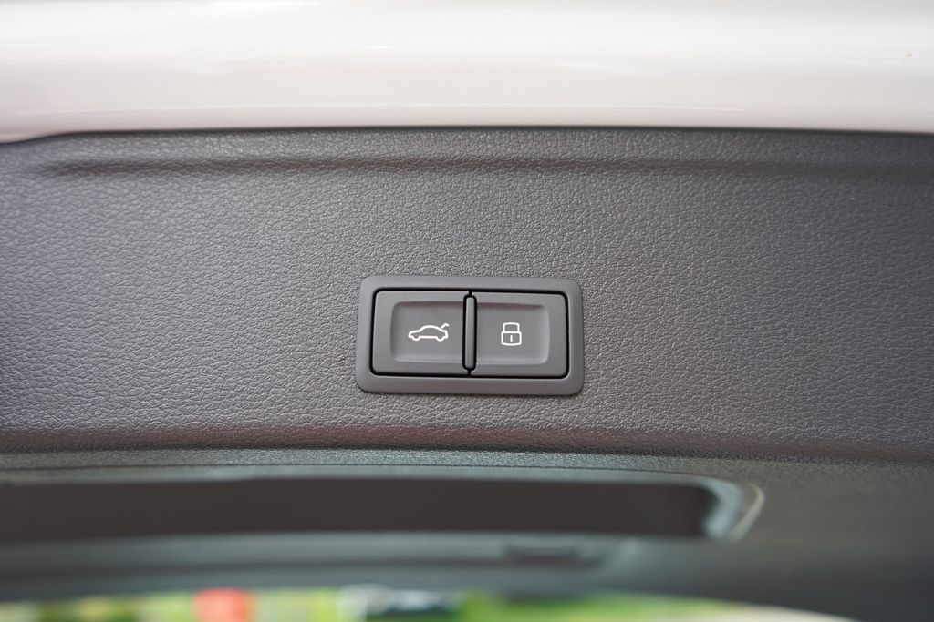 Audi A4 2023