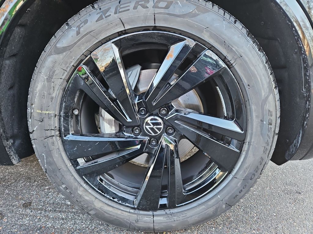 Volkswagen Touareg 2025