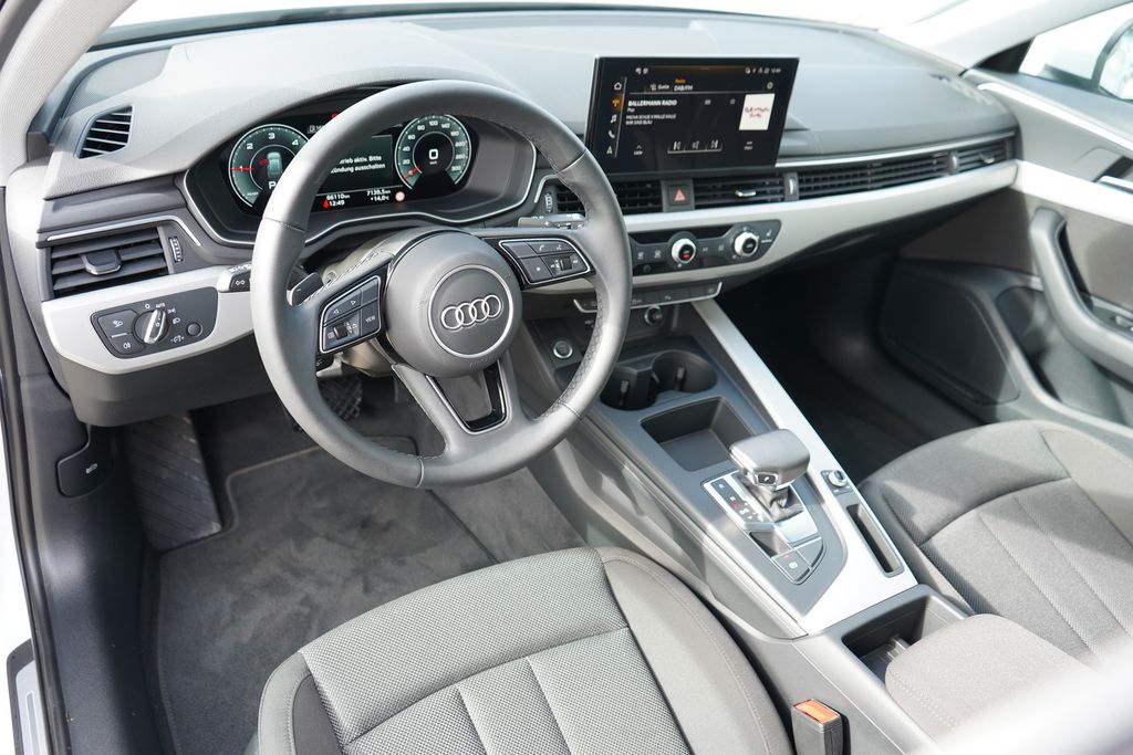 Audi A4 2023