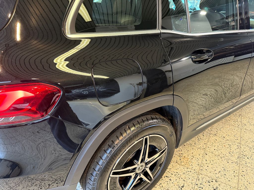 Mercedes-Benz EQB 2023