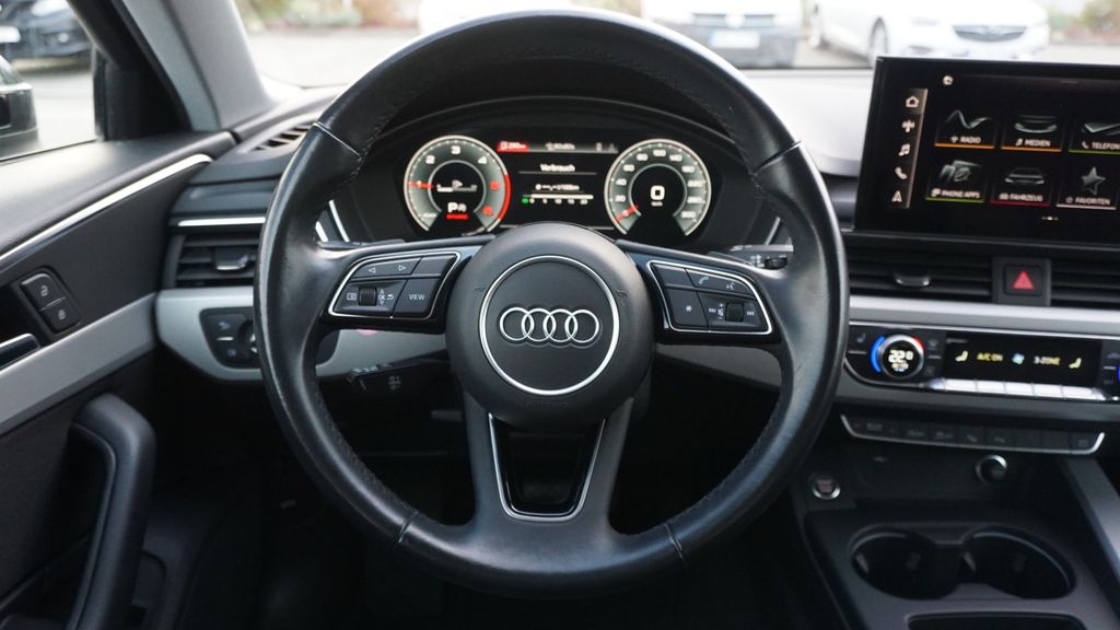 Audi A4 2021