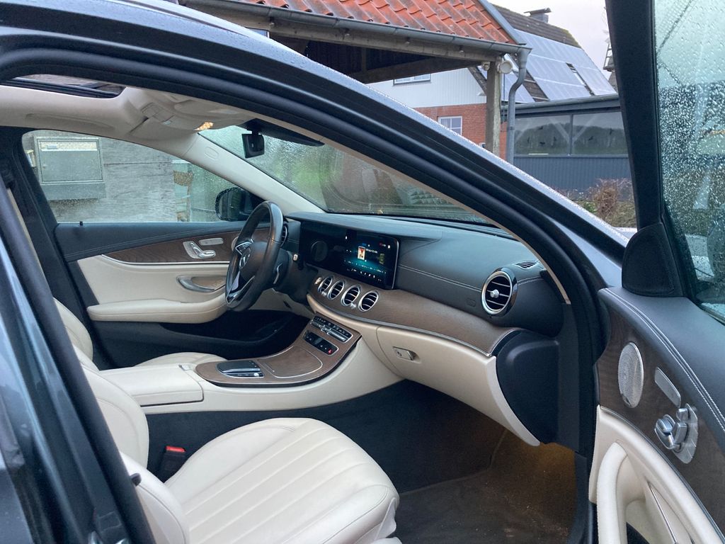 Mercedes-Benz E 300 2021