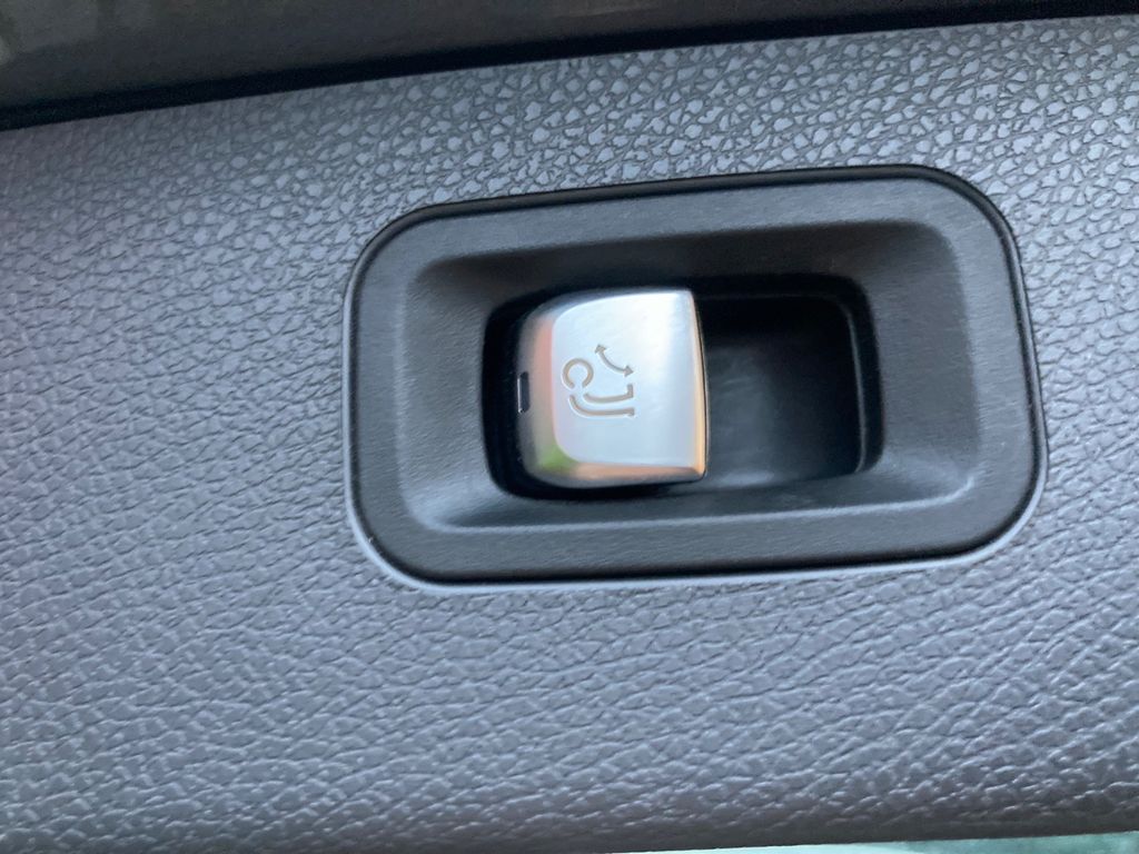 Mercedes-Benz E 300 2021