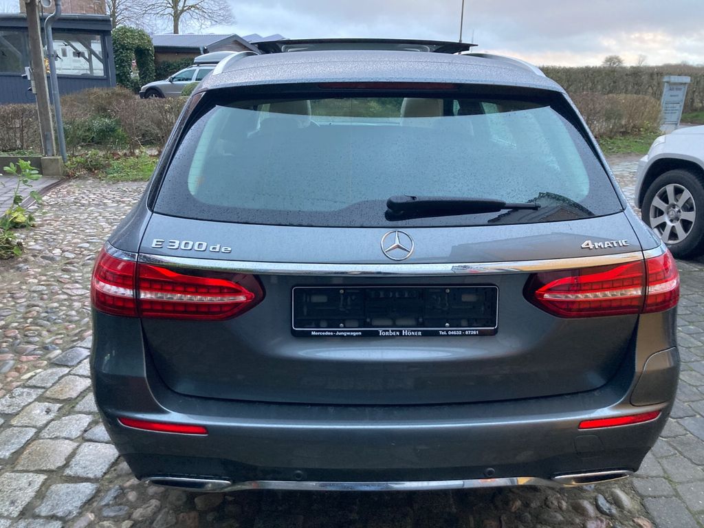 Mercedes-Benz E 300 2021