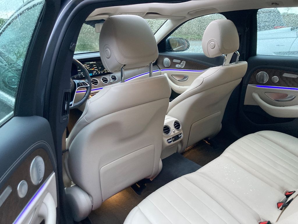 Mercedes-Benz E 300 2021