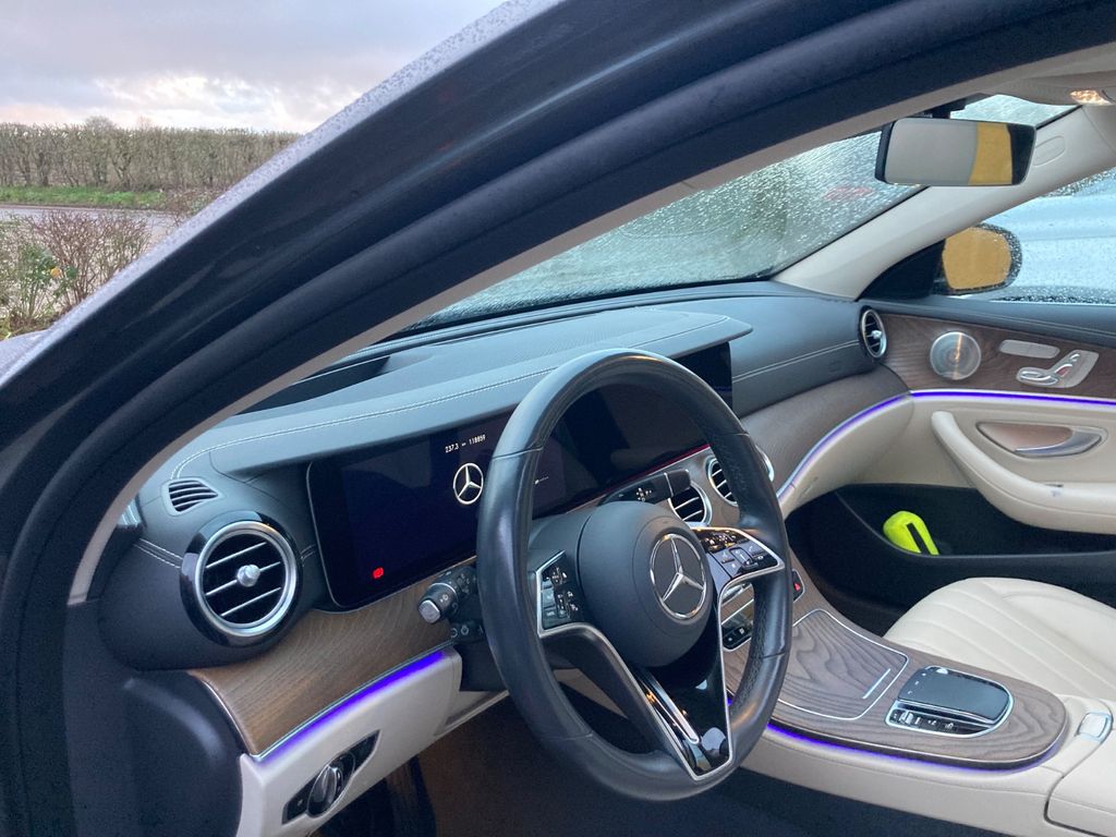 Mercedes-Benz E 300 2021