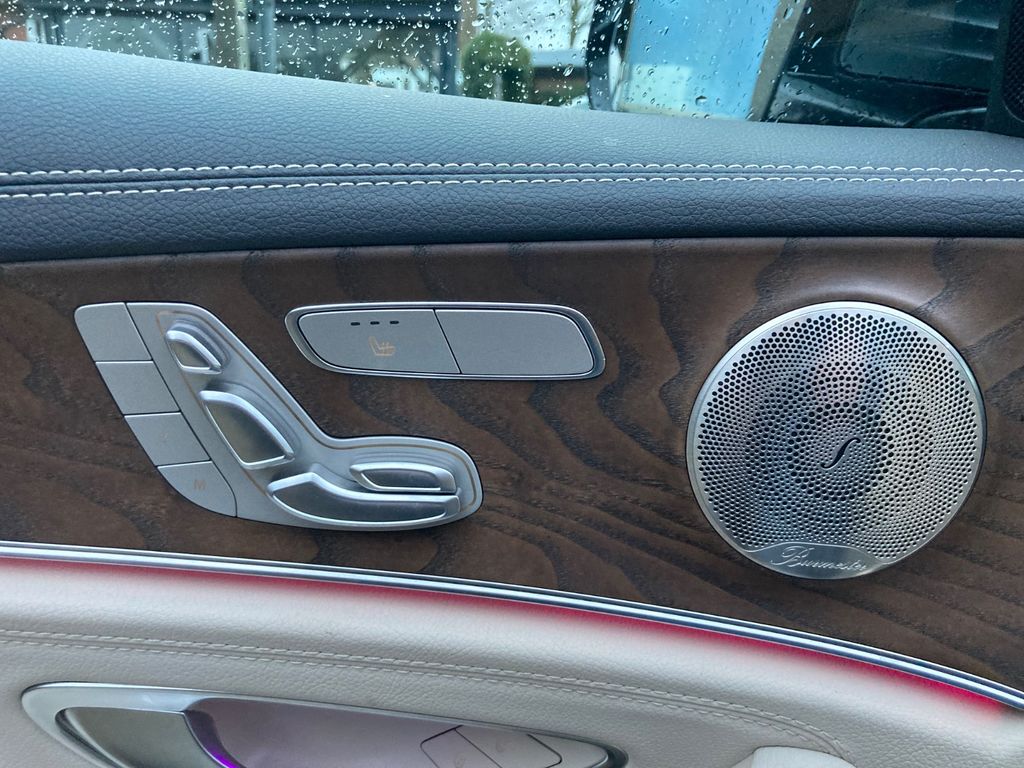 Mercedes-Benz E 300 2021