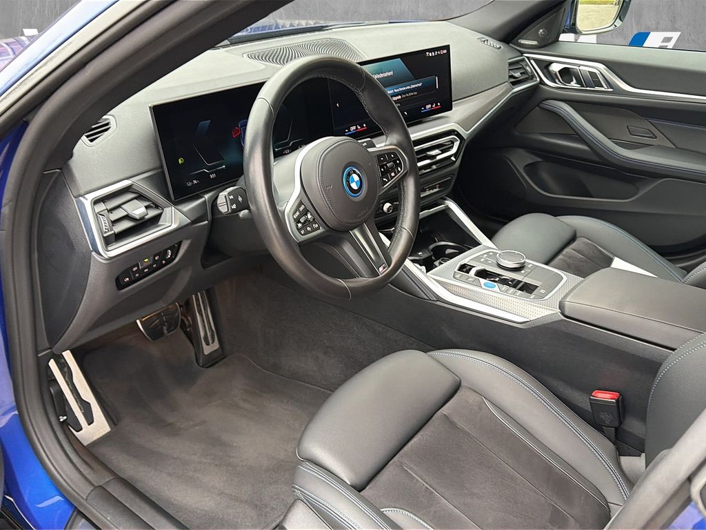 BMW i4 2023