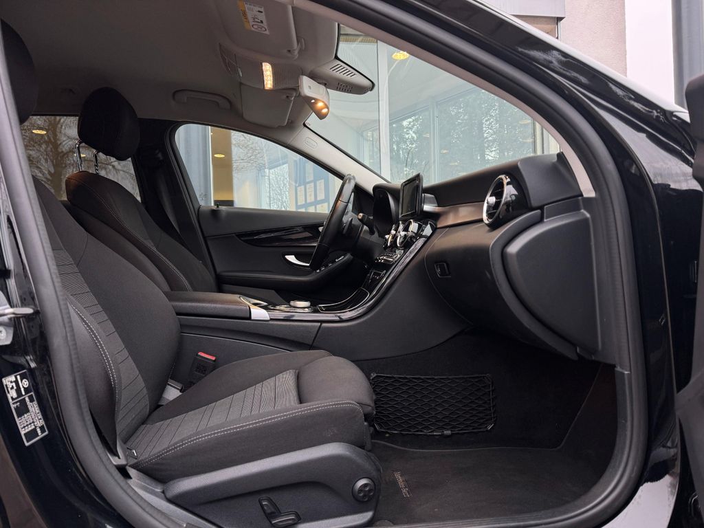Mercedes-Benz C 180 2019