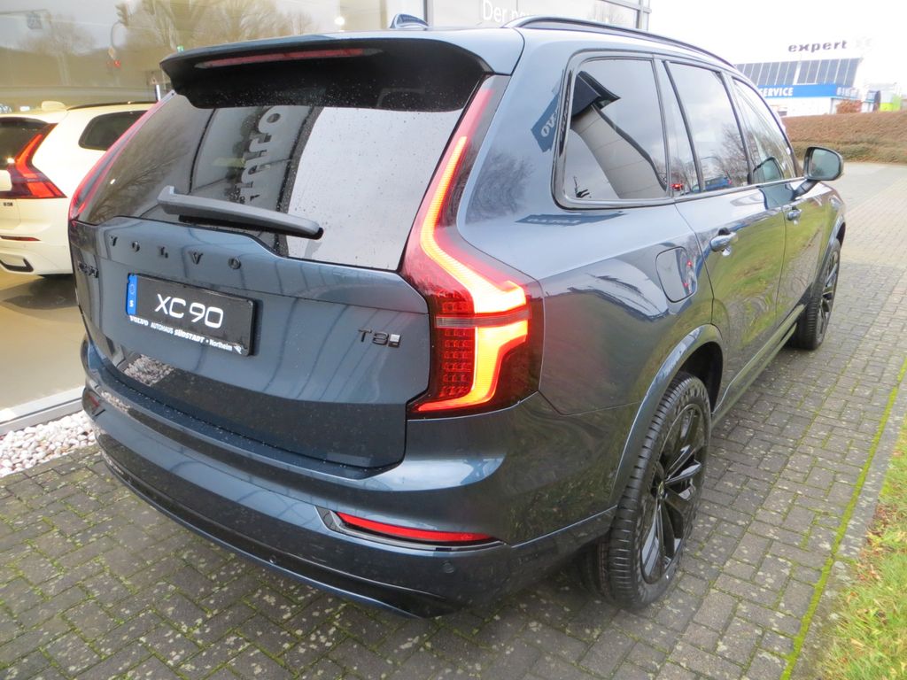 Volvo XC90 2025