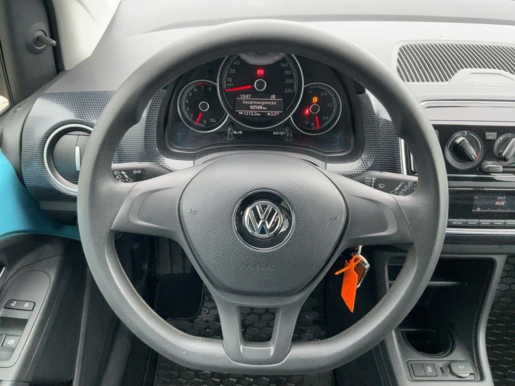 Volkswagen up! 2018