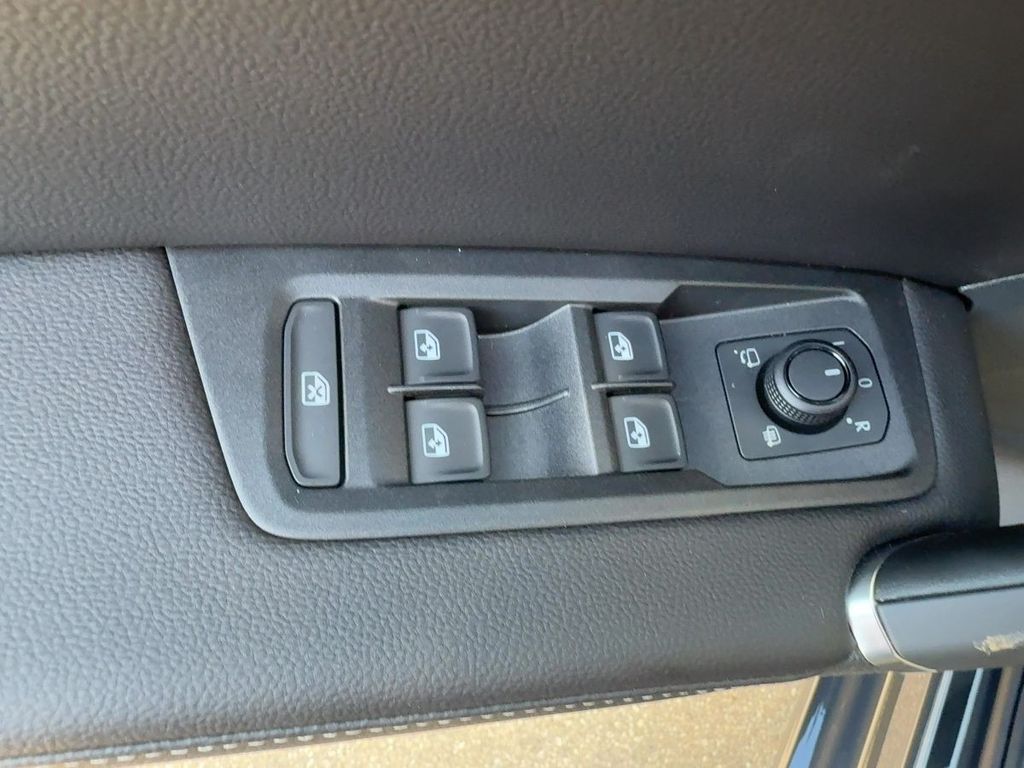 Volkswagen Touran 2025