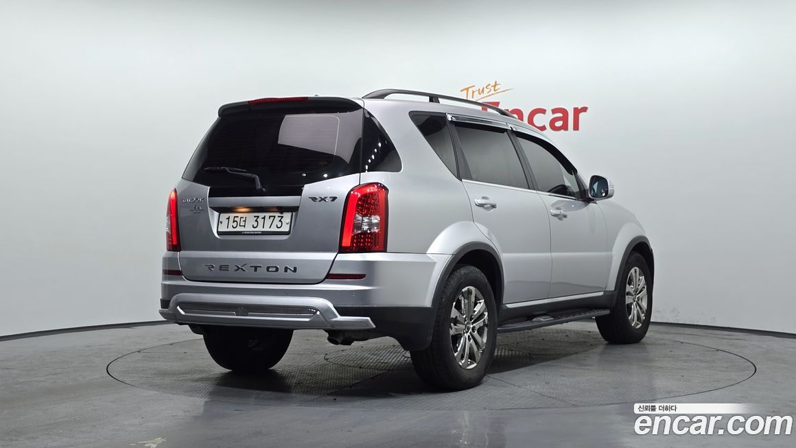 KG_Mobility_Ssangyong Rexton 2015