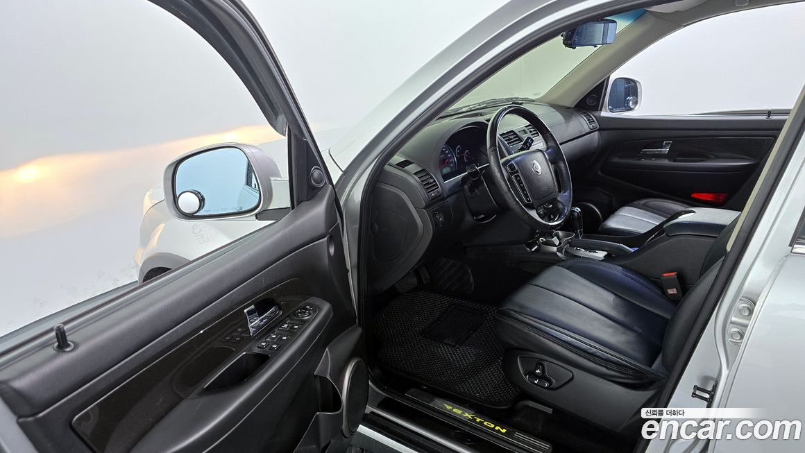 KG_Mobility_Ssangyong Rexton 2015